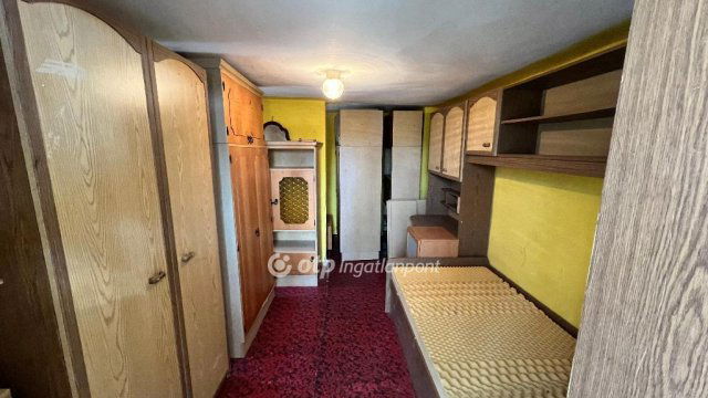 Eladó telek, Pápán 6.9 M Ft / költözzbe.hu