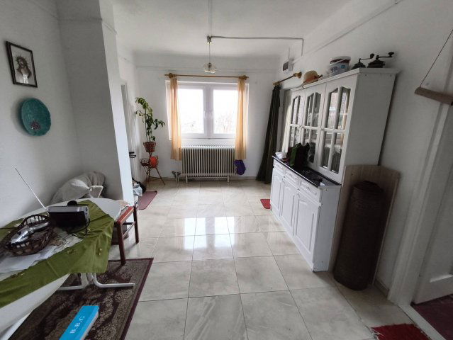 Eladó családi ház, Kisgyőrön 23.5 M Ft, 2 szobás