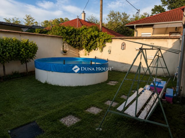 Eladó családi ház, Budapesten, XVIII. kerületben 94.9 M Ft