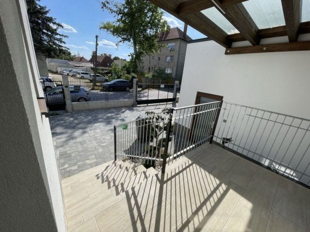 Kiadó téglalakás, albérlet, Kecskeméten 350 E Ft / hó