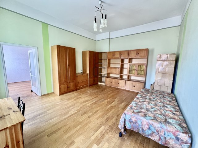 Eladó téglalakás, Sopronban 62 M Ft, 3 szobás