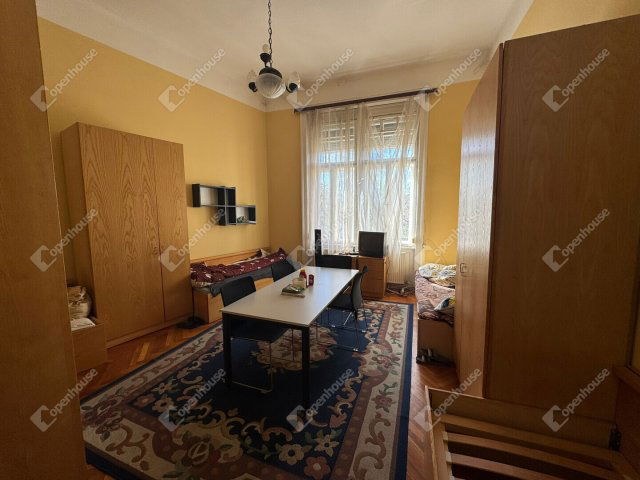 Eladó téglalakás, Sopronban 71.9 M Ft, 3 szobás