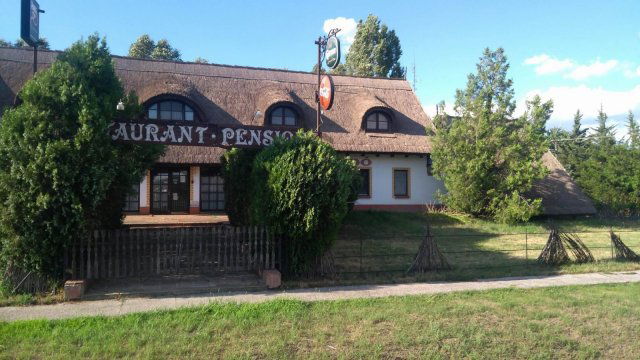 Eladó ipari ingatlan, Kisújszálláson 63.9 M Ft