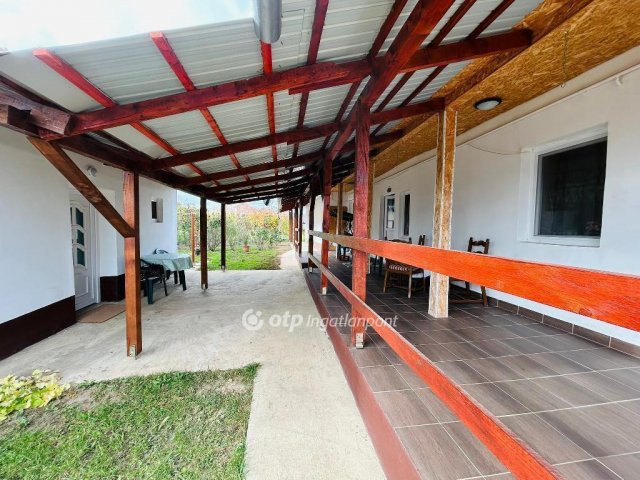 Eladó családi ház, Gávavencsellőn 14.5 M Ft, 2 szobás