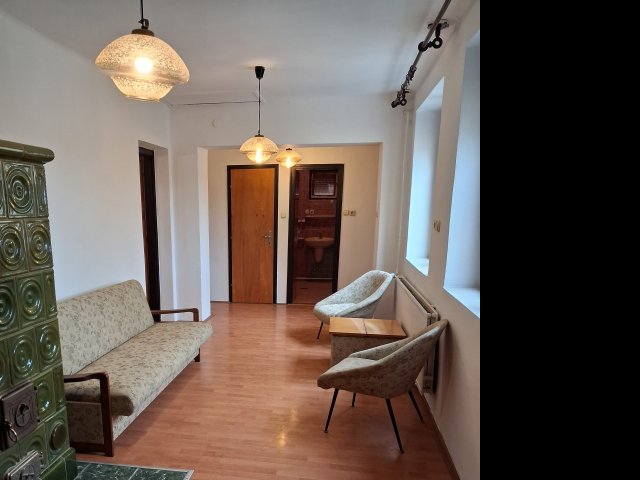 Eladó családi ház, Pécsett 79.9 M Ft, 4 szobás