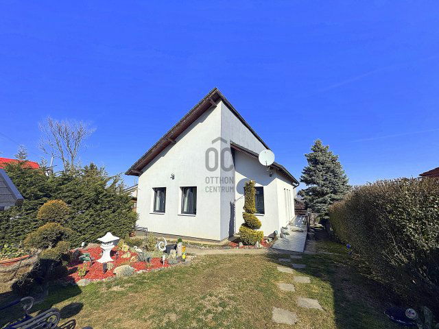 Eladó családi ház, Mogyoródon 119 M Ft, 4 szobás