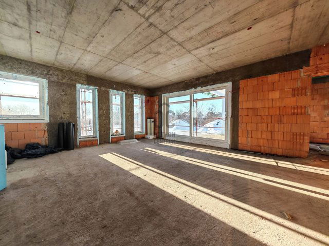 Eladó családi ház, Székesfehérvárott 175 M Ft, 5 szobás