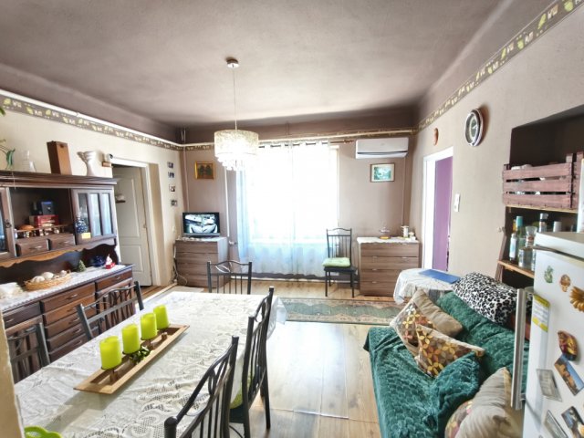 Eladó családi ház, Üllőn 76 M Ft, 3 szobás