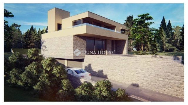 Eladó családi ház, Szentendrén 900 M Ft, 5 szobás