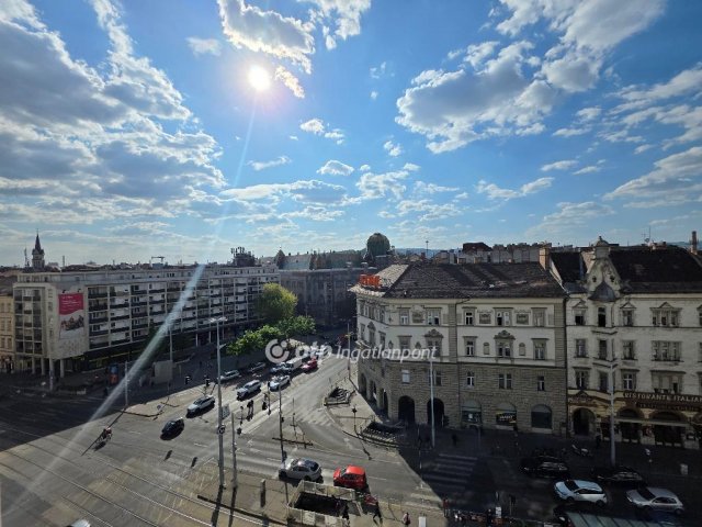 Eladó téglalakás, Budapesten, VIII. kerületben 79 M Ft, 2 szobás