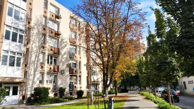 Kiadó téglalakás, albérlet, Debrecenben 180 E Ft / hó