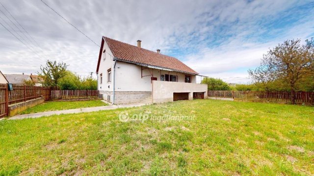 Eladó családi ház, Olcsván 17.5 M Ft, 3 szobás