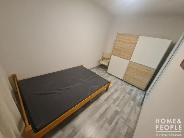 Eladó téglalakás, Szegeden 59.79 M Ft, 3 szobás