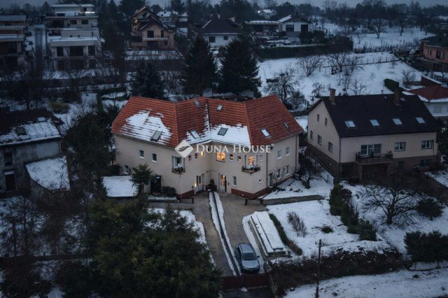 Eladó ikerház, Budapesten, III. kerületben 349 M Ft, 5 szobás