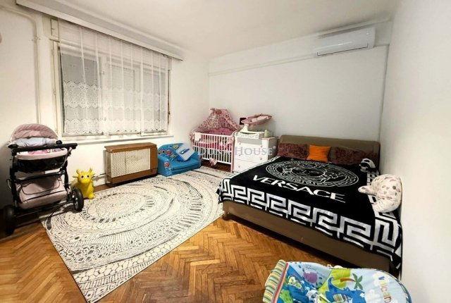 Eladó családi ház, Székesfehérvárott 62.9 M Ft, 2 szobás