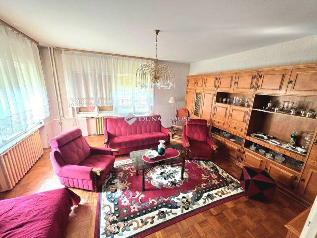 Eladó családi ház, Pilisen 165 M Ft, 5 szobás