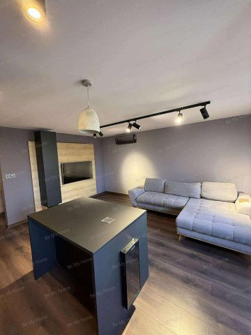 Eladó panellakás, Budapesten, III. kerületben 89.9 M Ft