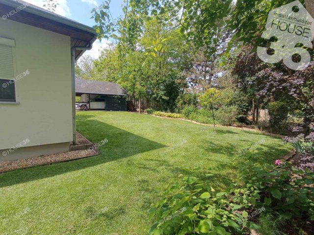 Eladó családi ház, Kecskeméten 106 M Ft, 4 szobás