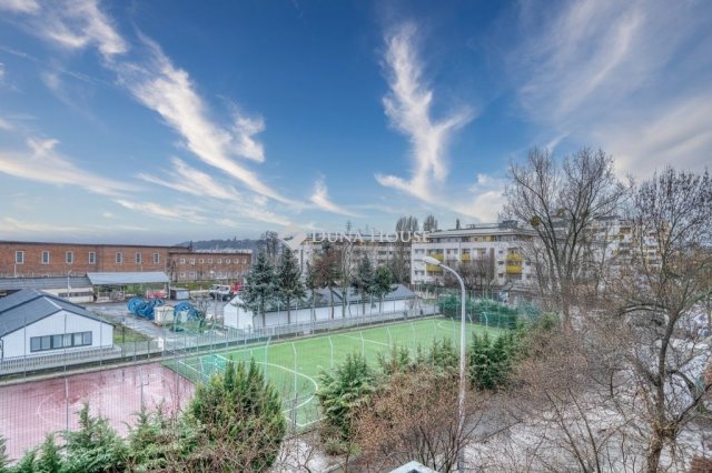 Eladó téglalakás, Budapesten, XI. kerületben 89.9 M Ft, 3 szobás