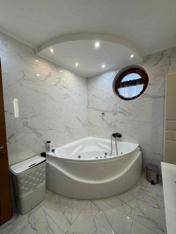 Eladó családi ház, Eleken 99 M Ft, 5 szobás