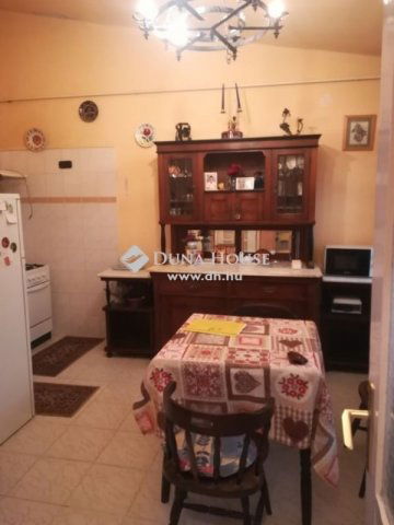 Eladó sorház, Egerben 70 M Ft, 4 szobás / költözzbe.hu