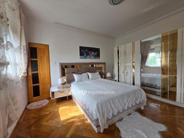Eladó téglalakás, Budapesten, X. kerületben 64.5 M Ft, 3 szobás