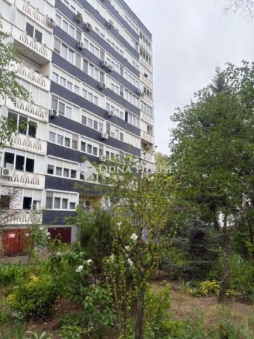 Eladó téglalakás, Nyíregyházán 38.9 M Ft, 2 szobás