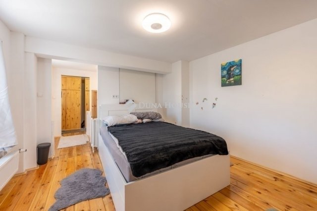 Eladó téglalakás, Budaörsön 75 M Ft, 3 szobás