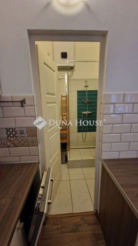 Eladó téglalakás, Budapesten, VIII. kerületben 46.5 M Ft