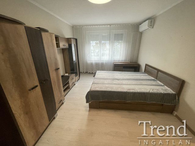 Kiadó panellakás, albérlet, Dunaújvárosban 110 E Ft / hó