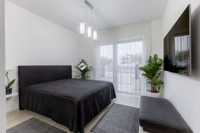 Eladó téglalakás, Budapesten, XIX. kerületben 152 M Ft, 3 szobás