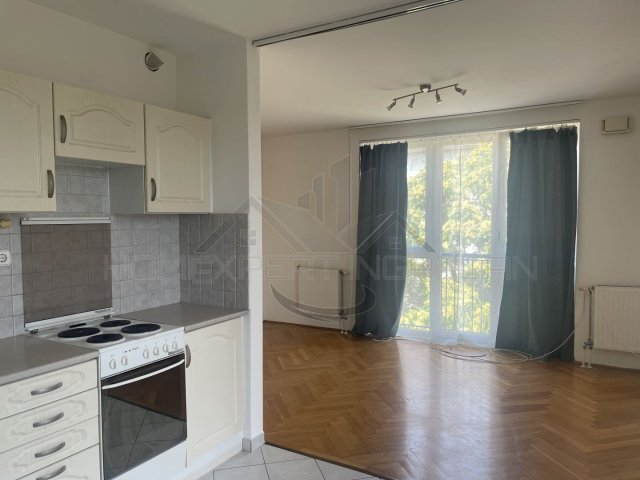 Kiadó téglalakás, albérlet, Győrött 140 E Ft / hó, 2 szobás