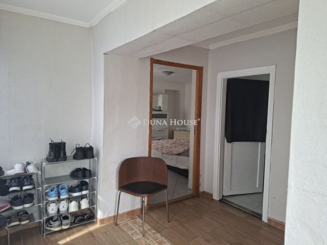 Eladó családi ház, Kiskunlacházán 43.5 M Ft, 3 szobás