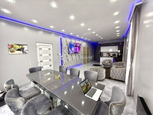 Eladó családi ház, Szigetszentmiklóson 78.5 M Ft, 3 szobás