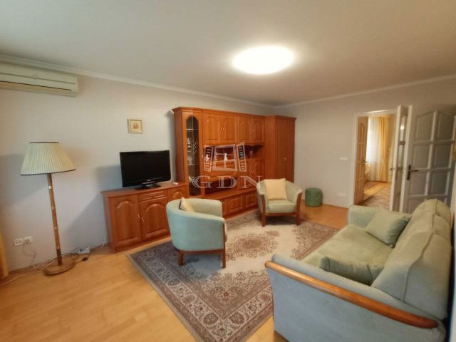 Kiadó téglalakás, albérlet, Kecskeméten 200 E Ft / hó