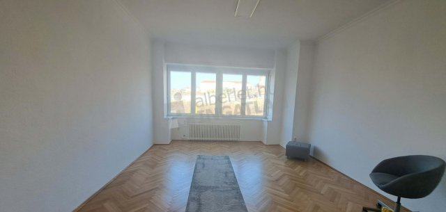 Kiadó téglalakás, albérlet, XII. kerületben, Magyar jakobinusok terén