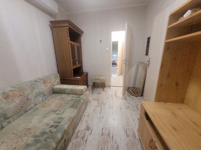 Kiadó téglalakás, albérlet, Győrött, Bajcsy-Zsilinszky úton