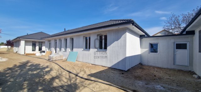 Eladó családi ház, Bocskaikerten 73.9 M Ft, 4 szobás