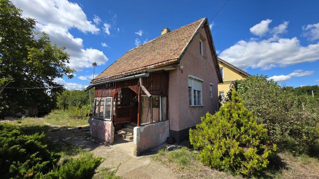 Eladó családi ház, Hajdúsámsonon, Számadó utcában 14.9 M Ft