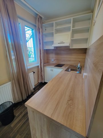 Kiadó téglalakás, albérlet, XVI. kerületben, Cziráki utcában