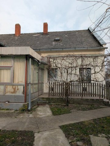 Eladó családi ház, Zalaszentgróton 12.4 M Ft, 2 szobás
