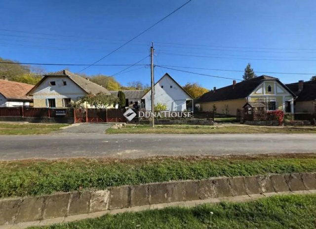 Eladó családi ház, Felsőnánán 13.5 M Ft, 3 szobás