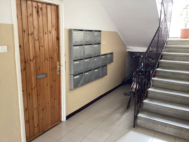 Kiadó téglalakás, albérlet, Szolnokon 125 E Ft / hó, 2 szobás