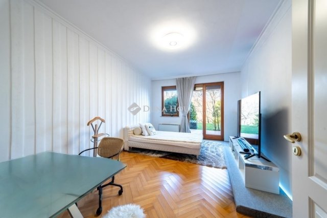 Eladó téglalakás, Budapesten, II. kerületben 131.9 M Ft