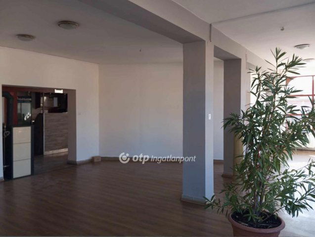 Eladó családi ház, Egerszalókon 140 M Ft, 5 szobás