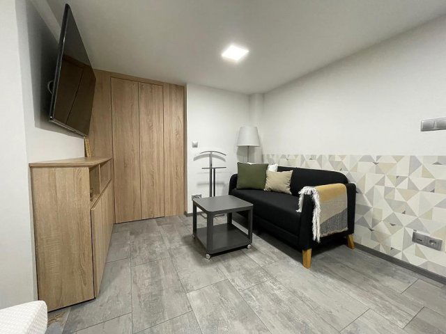 Eladó téglalakás, Budapesten, VII. kerületben, Dembinszky utcában