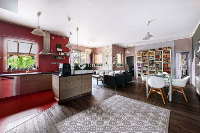 Eladó családi ház, Herceghalomon 230 M Ft, 2+3 szobás