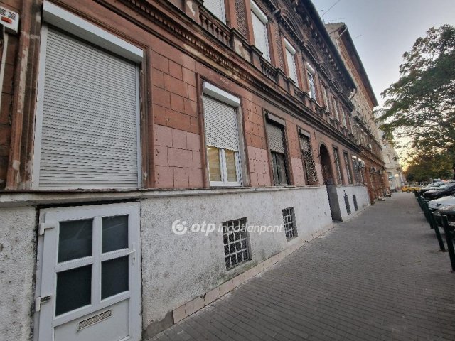 Eladó téglalakás, Budapesten, XIII. kerületben 17 M Ft, 1 szobás
