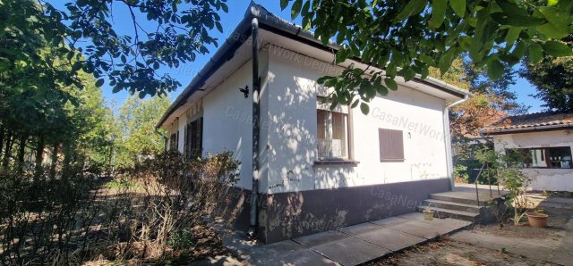 Eladó családi ház, Cegléden 49.9 M Ft, 3 szobás