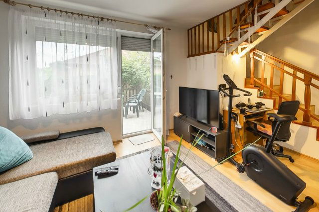 Eladó ikerház, Szigethalmon 114.99 M Ft, 4 szobás